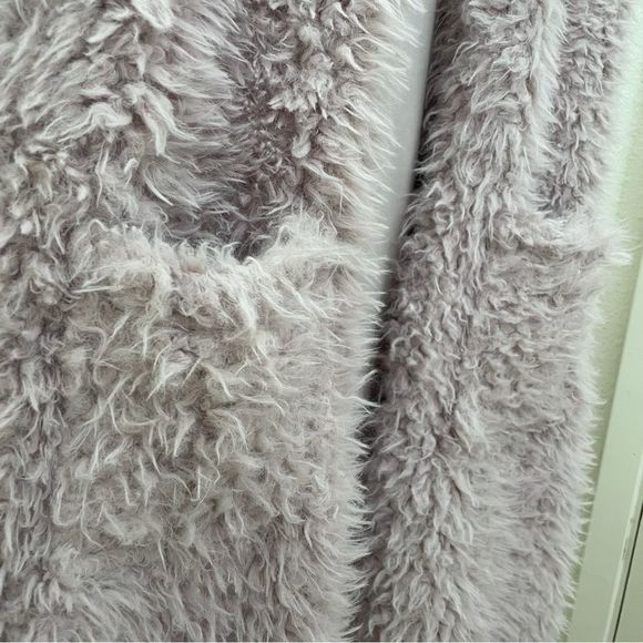 Faux Fun Fur Open Duster Vest NWT, Soft Dusty Lilac, Medium, Lined, Shag… - Picture 5 of 8